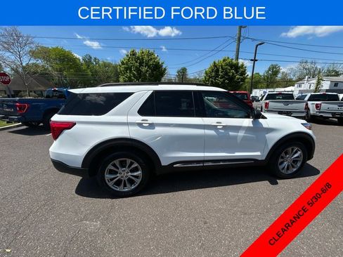 Certified 2023 Ford Explorer XLT w/ Equipment Group 202A AWD/4WD image 4