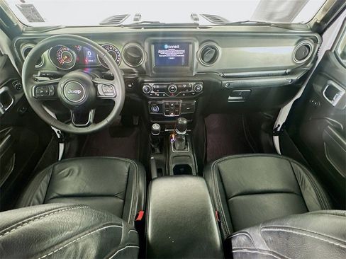 Used 2023 Jeep Gladiator Sport image 18