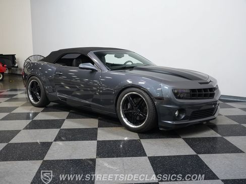 Used 2011 Chevrolet Camaro SS w/ RS Package RWD image 17