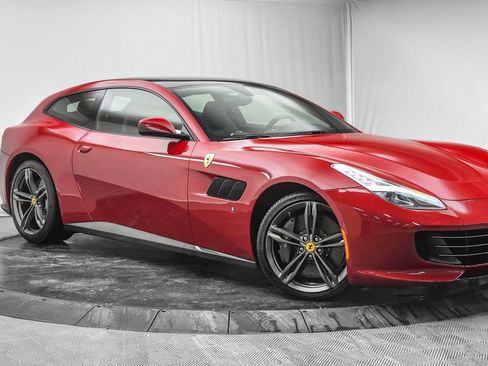 Used 2018 Ferrari GTC4Lusso image 1