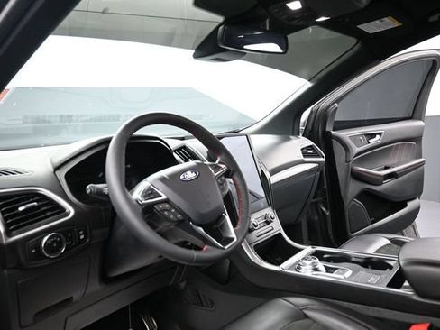 Used 2024 Ford Edge ST-Line AWD/4WD image 9