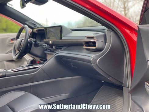 Used 2025 Toyota Crown Platinum image 18