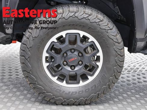 Used 2024 Toyota Tacoma TRD Off-Road AWD/4WD image 31