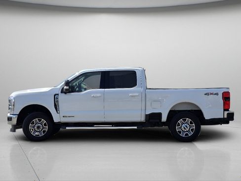 Used 2025 Ford F250 Lariat AWD/4WD image 19