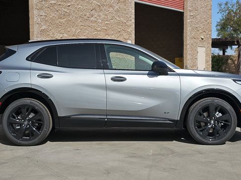 Used 2025 Buick Envision Sport Touring AWD/4WD image 7