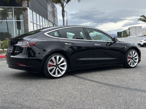 Used 2019 Tesla Model 3 Performance image 3