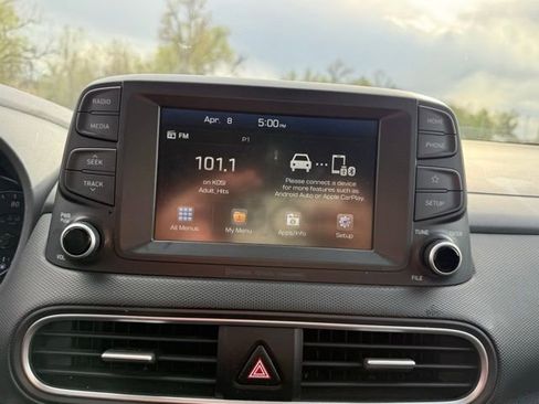 Used 2019 Hyundai Kona SEL image 13