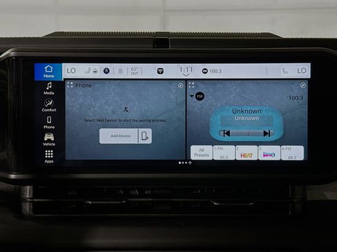 Used 2025 Jeep Wrangler Sahara w/ Safety Group image 23