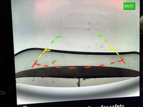 Used 2024 Nissan Pathfinder SL w/ Black Appearance Package image 16