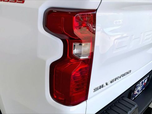Used 2024 Chevrolet Silverado 1500 Custom Trail Boss AWD/4WD image 29