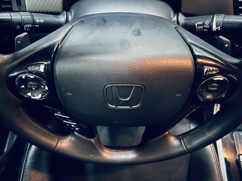 Used 2017 Honda Accord Sport image 38