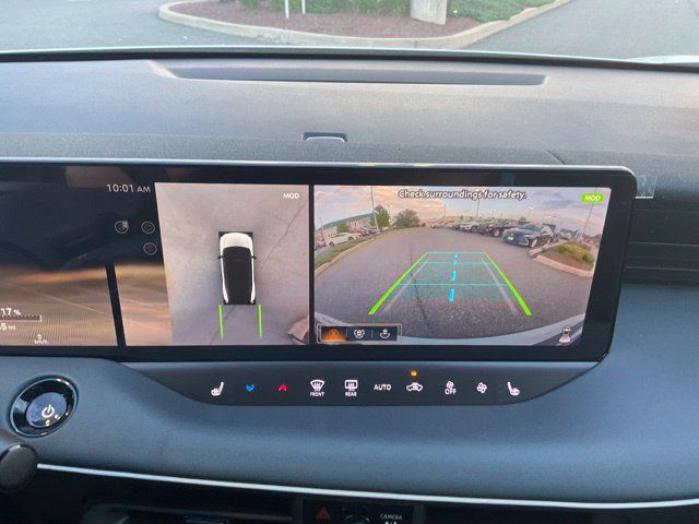 New 2026 Nissan Leaf SV+ w/ Illuminated Package FWD image 18