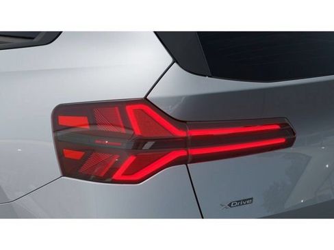 New 2026 BMW X3 xDrive30i w/ Premium Package AWD/4WD image 8