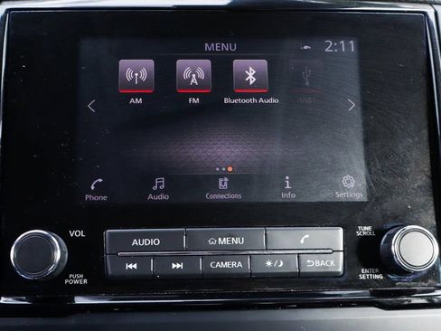 Used 2023 Nissan Titan SV w/ SV Convenience Package image 32