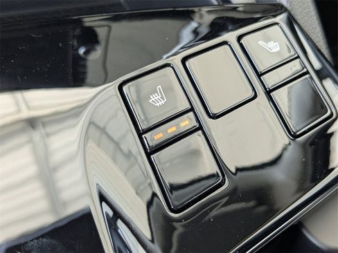 Used 2025 Kia Sportage LX image 26