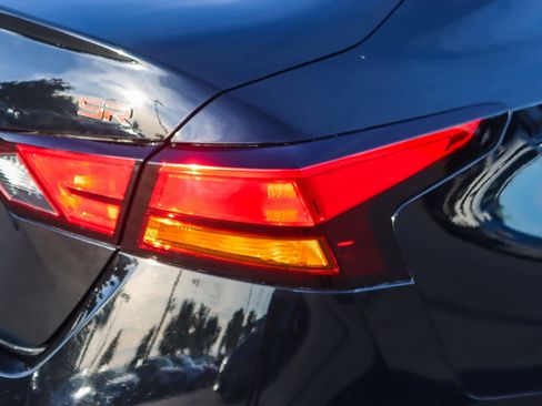 Used 2024 Nissan Altima 2.5 SR image 8