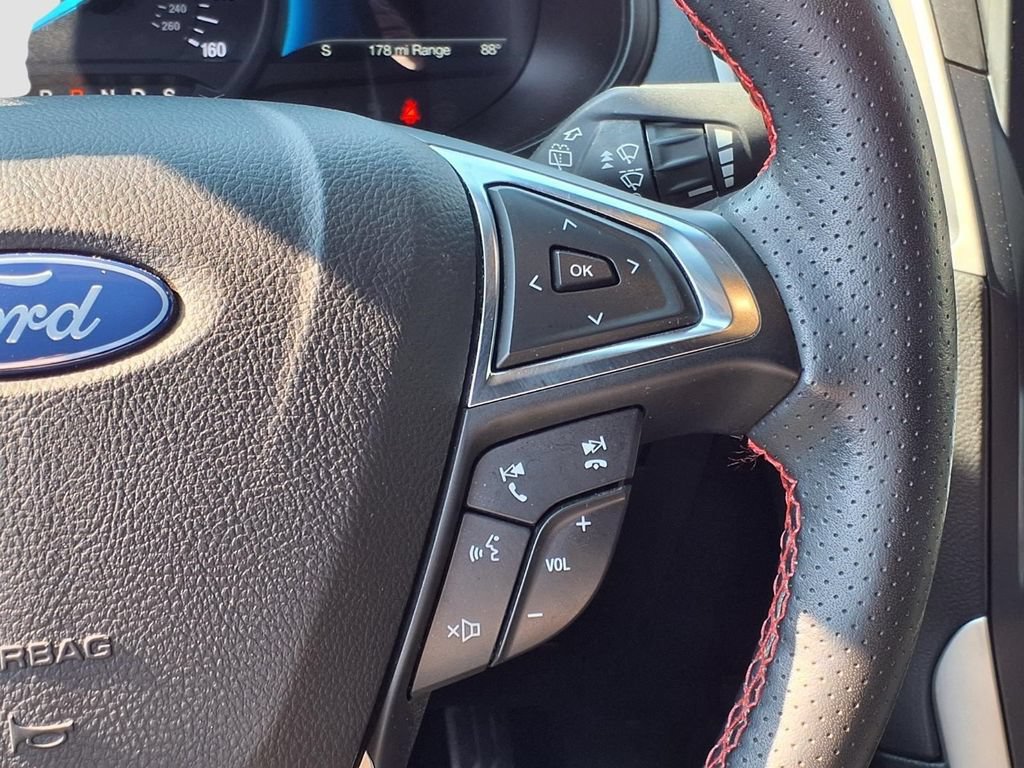 Used 2023 Ford Edge ST-Line AWD/4WD image 17