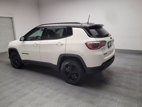 Used 2020 Jeep Compass Latitude AWD/4WD image 3
