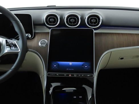 Certified 2025 Mercedes-Benz C 300 Sedan image 15