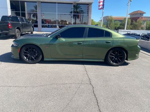 Used 2023 Dodge Charger R/T RWD image 9