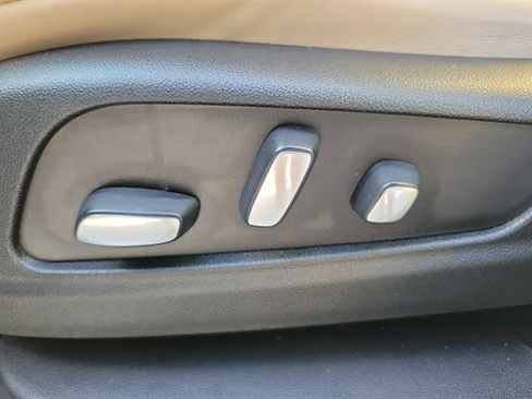 Used 2019 Cadillac XT5 Platinum image 59