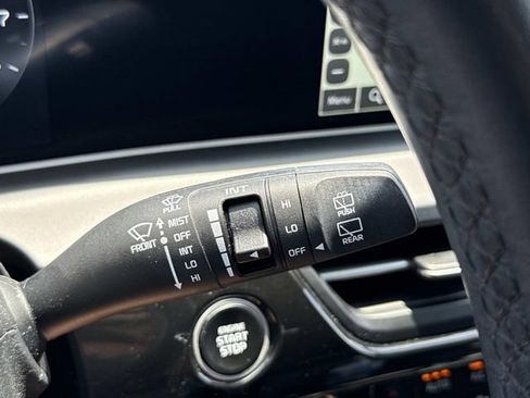 Used 2024 Kia Seltos S AWD/4WD image 25