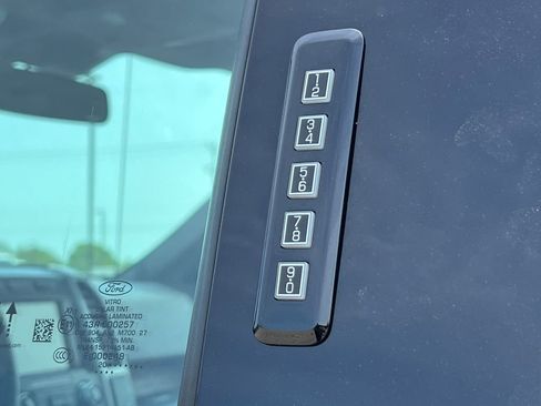 Used 2020 Ford F150 Lariat w/ Equipment Group 502A Luxury AWD/4WD image 12