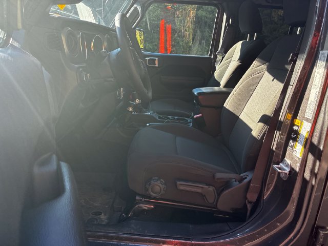 Used 2023 Jeep Wrangler Unlimited Sport AWD/4WD image 13
