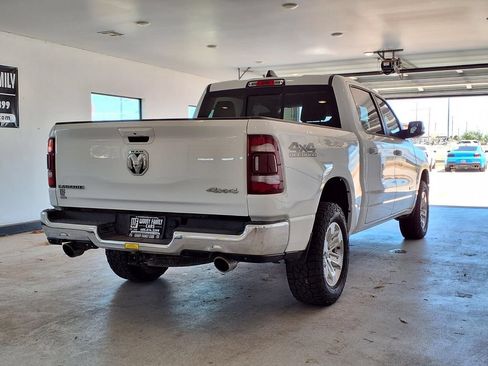 Used 2023 RAM 1500 Laramie AWD/4WD image 16