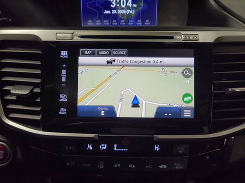 Used 2016 Honda Accord Touring image 19