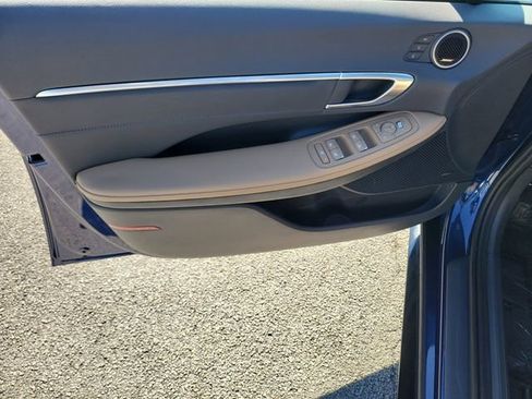 Used 2020 Hyundai Sonata Limited image 21
