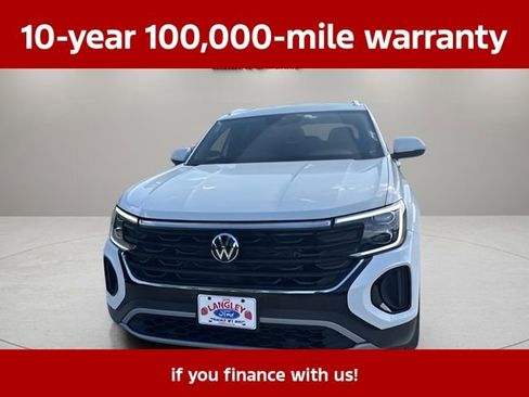 Used 2025 Volkswagen Atlas Cross Sport SE AWD/4WD image 8