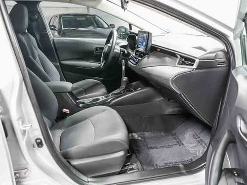 Certified 2022 Toyota Corolla LE image 17