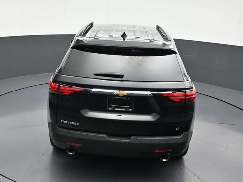Used 2023 Chevrolet Traverse LT image 19