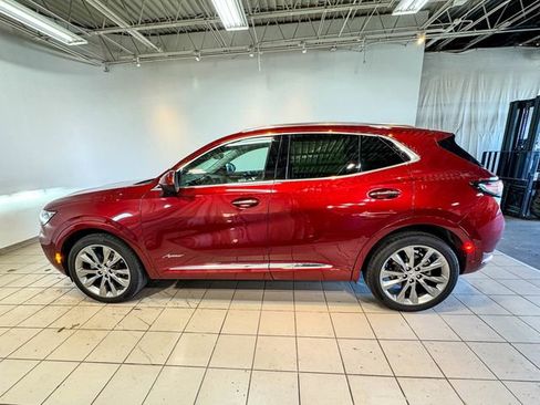 Used 2022 Buick Envision Avenir w/ Technology Package II image 13