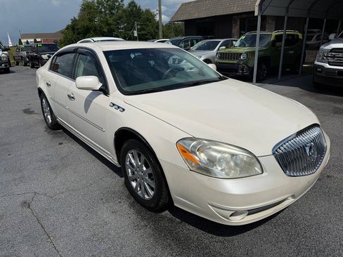 Used 2011 Buick Lucerne CXL FWD image 2