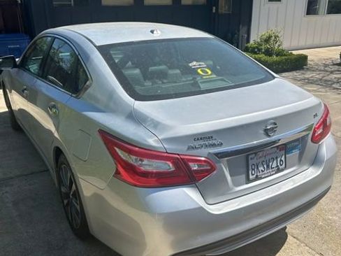 Used 2017 Nissan Altima 2.5 SL image 4