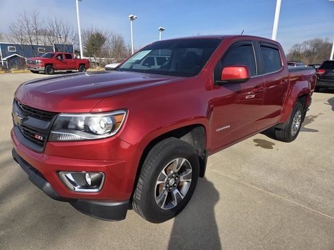 Used 2015 Chevrolet Colorado Z71 w/ LPO, Bed Protection Package image 7