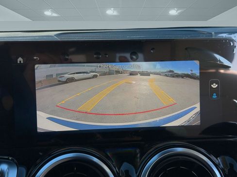 New 2026 Mercedes-Benz GLB 250 image 28