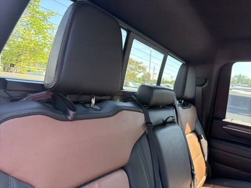 Used 2024 Chevrolet Silverado 2500 High Country w/ LPO, Dark Essentials Package AWD/4WD image 16