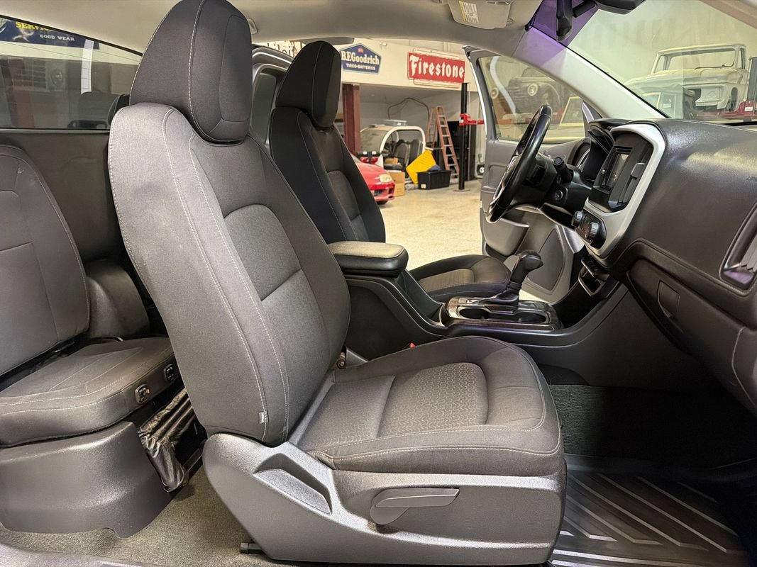Used 2015 GMC Canyon SLE RWD image 34