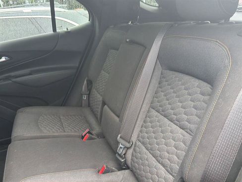 Used 2018 Chevrolet Equinox LT AWD/4WD image 19
