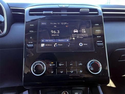 Certified 2022 Hyundai Tucson SE image 21