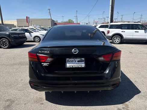 Used 2022 Nissan Altima 2.5 S image 7