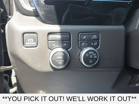 Used 2025 GMC Sierra 1500 SLT AWD/4WD image 13
