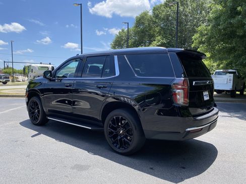 Used 2024 Chevrolet Tahoe LT w/ LT Signature Package AWD/4WD image 7