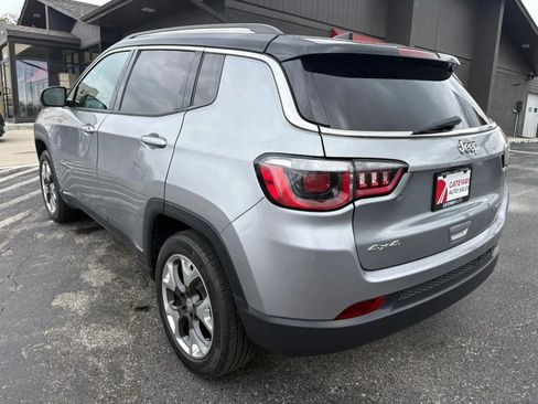 Used 2019 Jeep Compass Limited AWD/4WD image 3