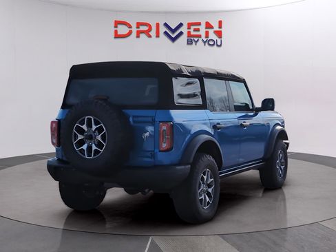 Used 2024 Ford Bronco Badlands image 5