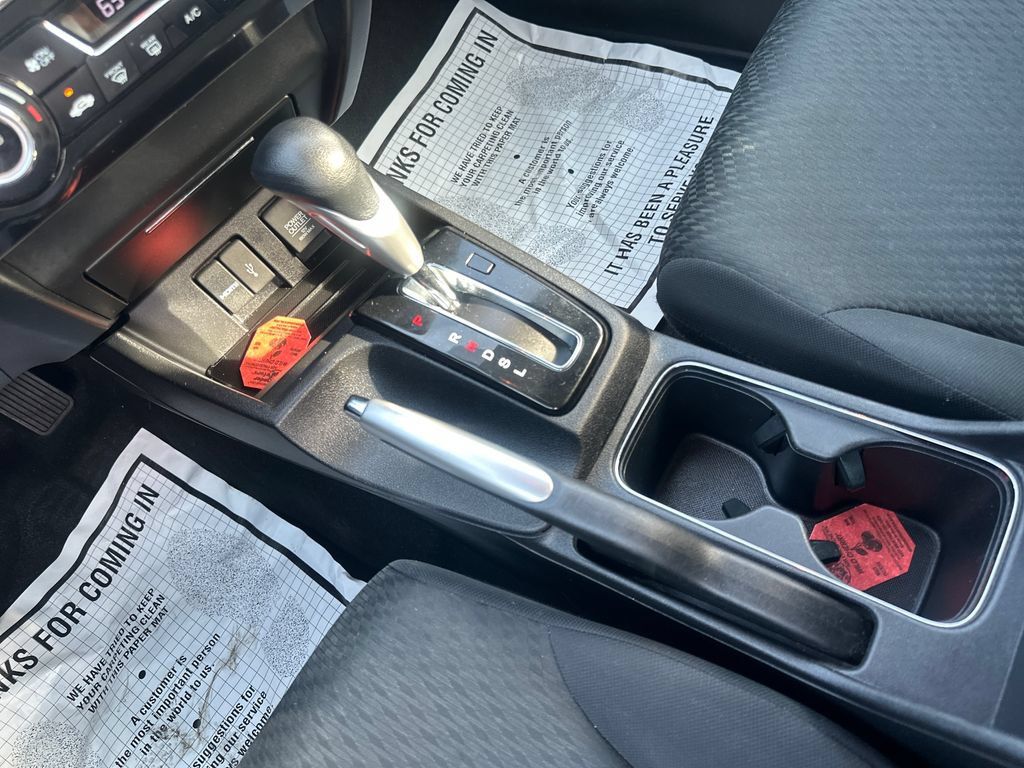 Used 2015 Honda Civic EX image 33
