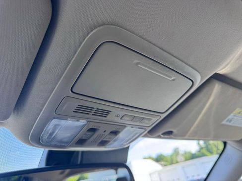 Used 2016 Honda Pilot Touring image 36